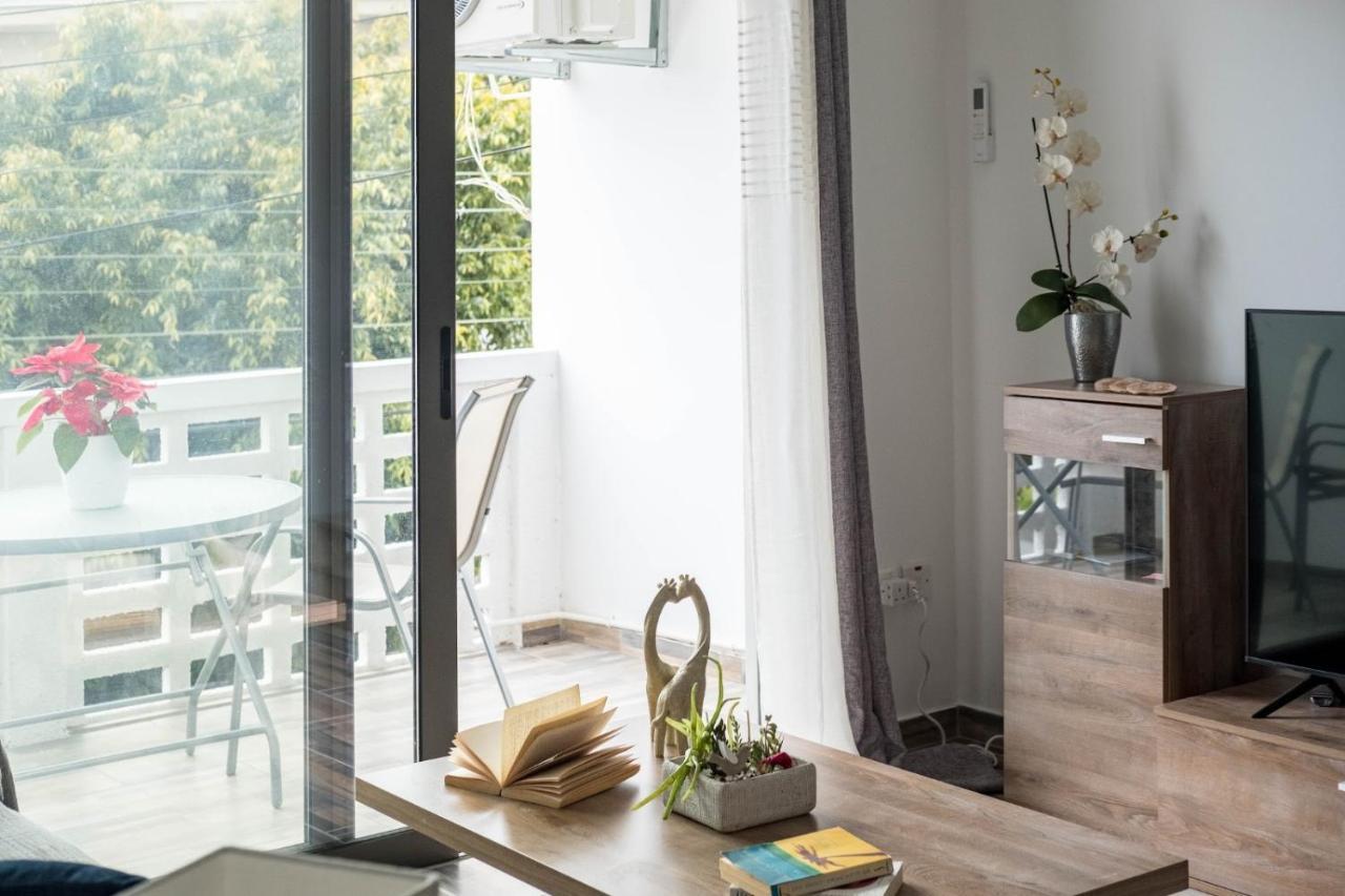 Happy Stay Apartment - Halefka Court لارنكا المظهر الخارجي الصورة