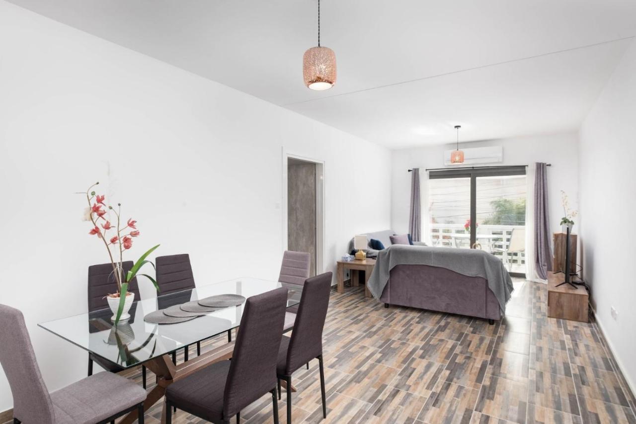 Happy Stay Apartment - Halefka Court لارنكا المظهر الخارجي الصورة